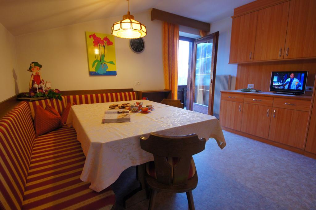 Apartament Ciasa Complojer La Val Zewnętrze zdjęcie