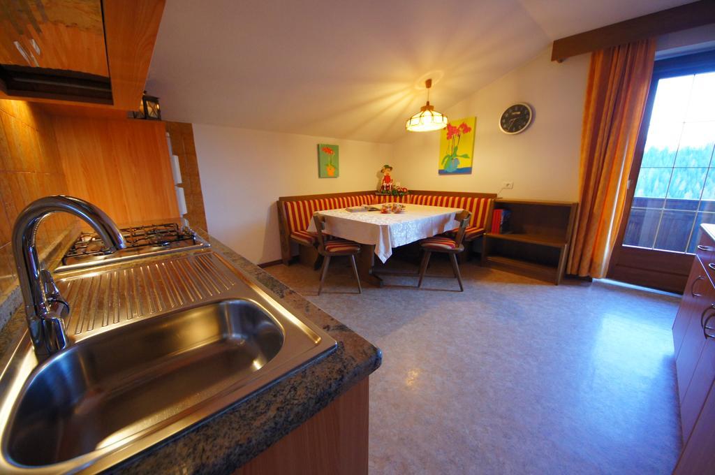 Apartament Ciasa Complojer La Val Zewnętrze zdjęcie