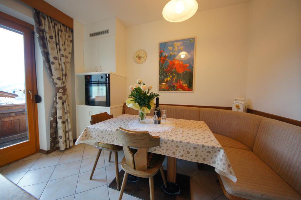Apartament Ciasa Complojer La Val Zewnętrze zdjęcie